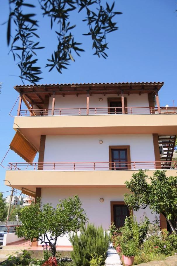 Vila Toskaj Apartment Vlorë Exterior foto